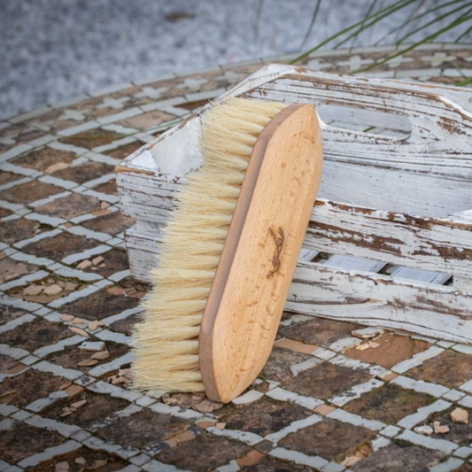 Penelope Long Hair Dandy Brush